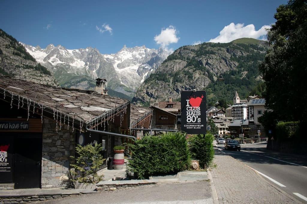 Chetif Apartment - Courmayeur Center Esterno foto